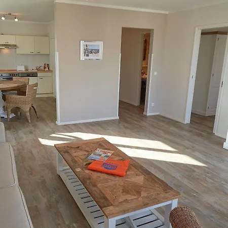 Residenz Bel-vital Wg 28 Im 2 Og Mit Kleinem Meerblick Und Balkon * Ostseebad Binz