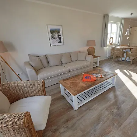 Residenz Bel-vital Wg 28 Im 2 Og Mit Kleinem Meerblick Und Balkon Ostseebad Binz