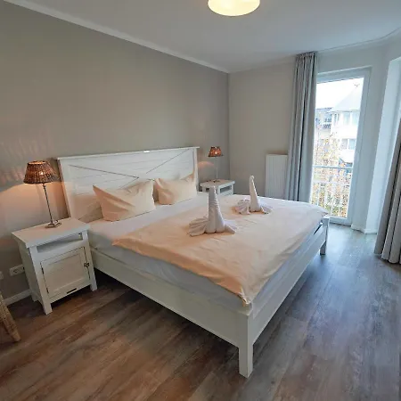 Residenz Bel-vital Wg 28 Im 2 Og Mit Kleinem Meerblick Und Balkon * Ostseebad Binz