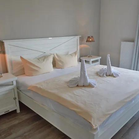 Residenz Bel-vital Wg 28 Im 2 Og Mit Kleinem Meerblick Und Balkon Ostseebad Binz